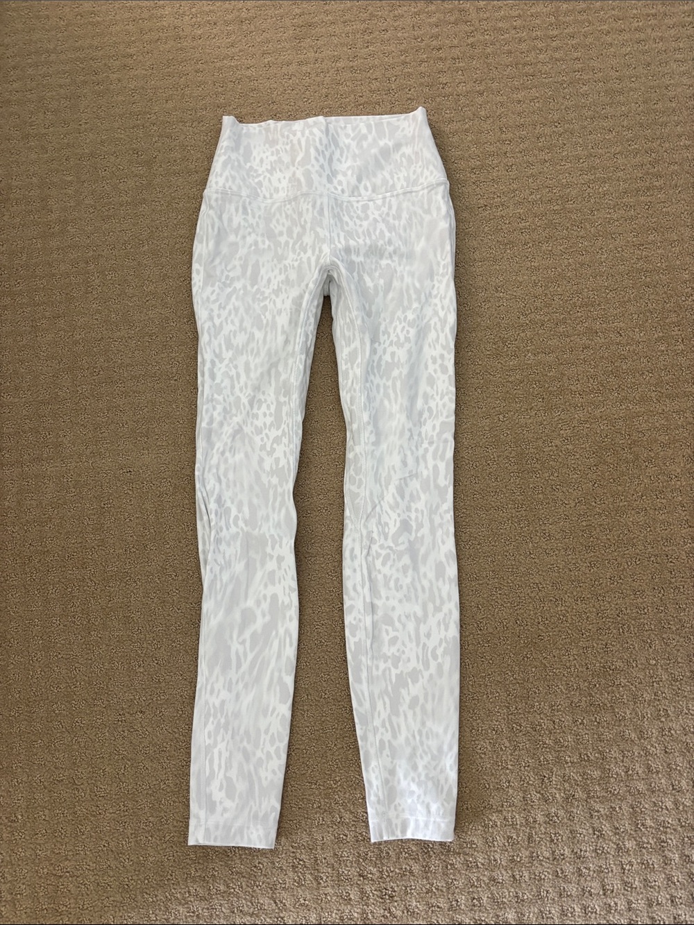 LULU size 6 double lined align leggings 28"